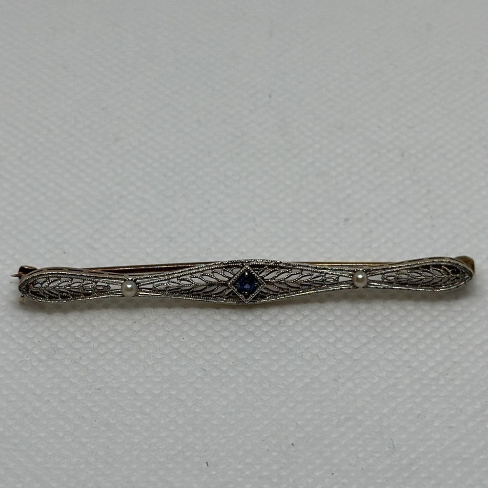 Vintage 14k real gold and sapphire and real pearls brooch